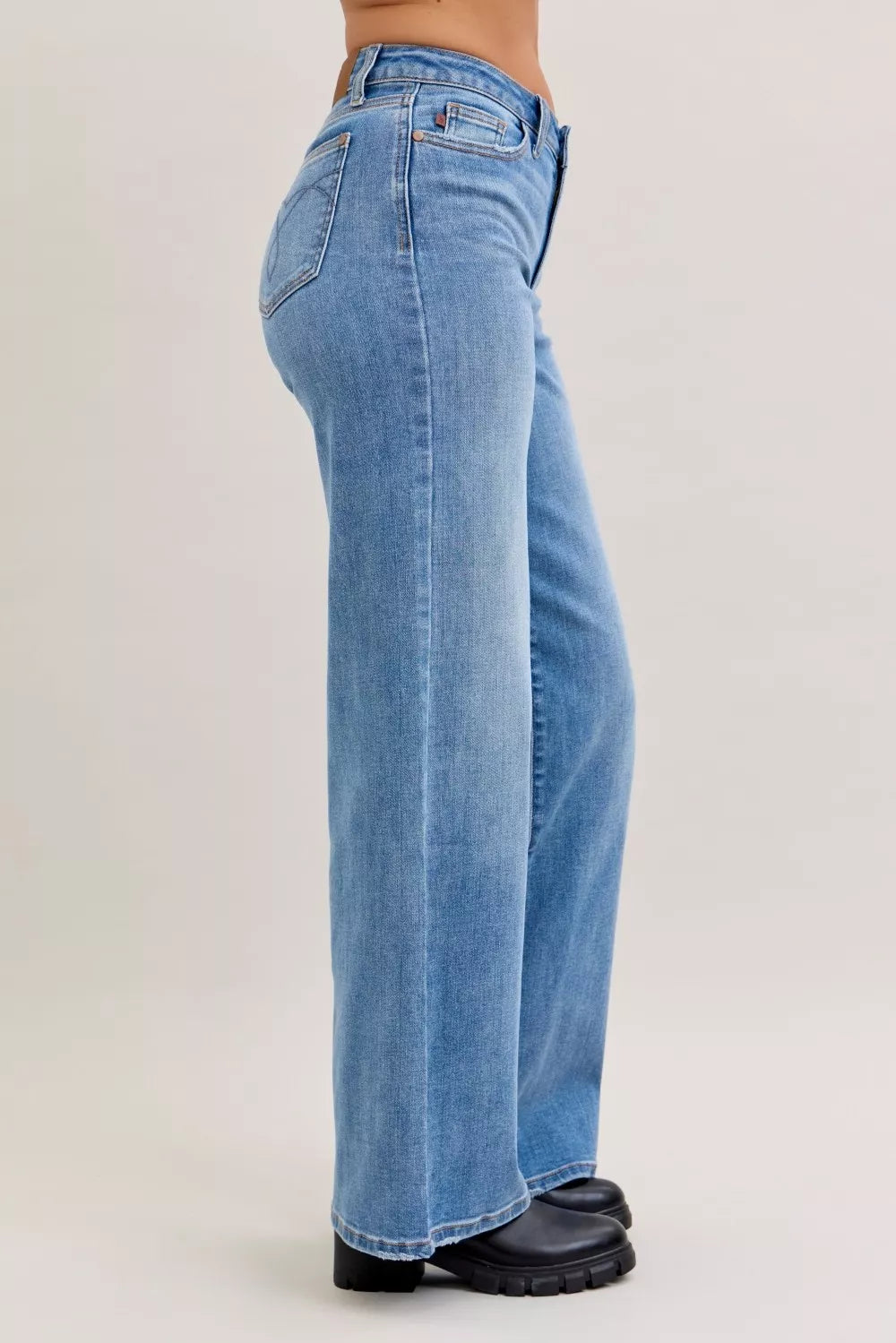 The Avery Wide Leg Jeans