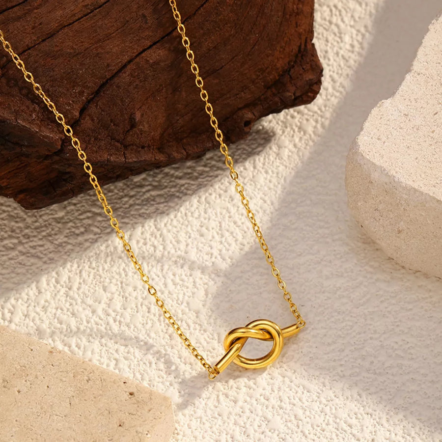 The Nura Knot Necklace