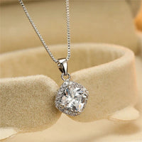 Exquisite Fashion Square Blue Zircon Pendant Necklace Women Clavicle Necklace Valentine's Day Gift
